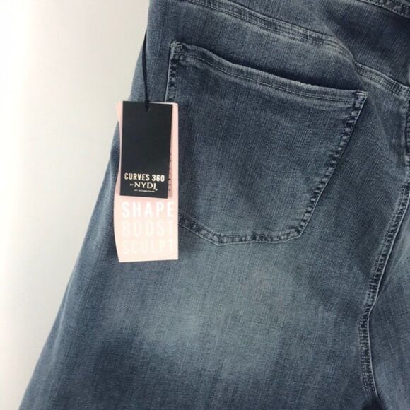 NYDJ Denim Jean Shorts  Plus Women Size 28 Serein New - Picture 3 of 8